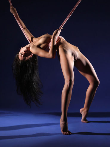 Acrobatics Is Something Maria S Always Wanted To Try During Her Sessions